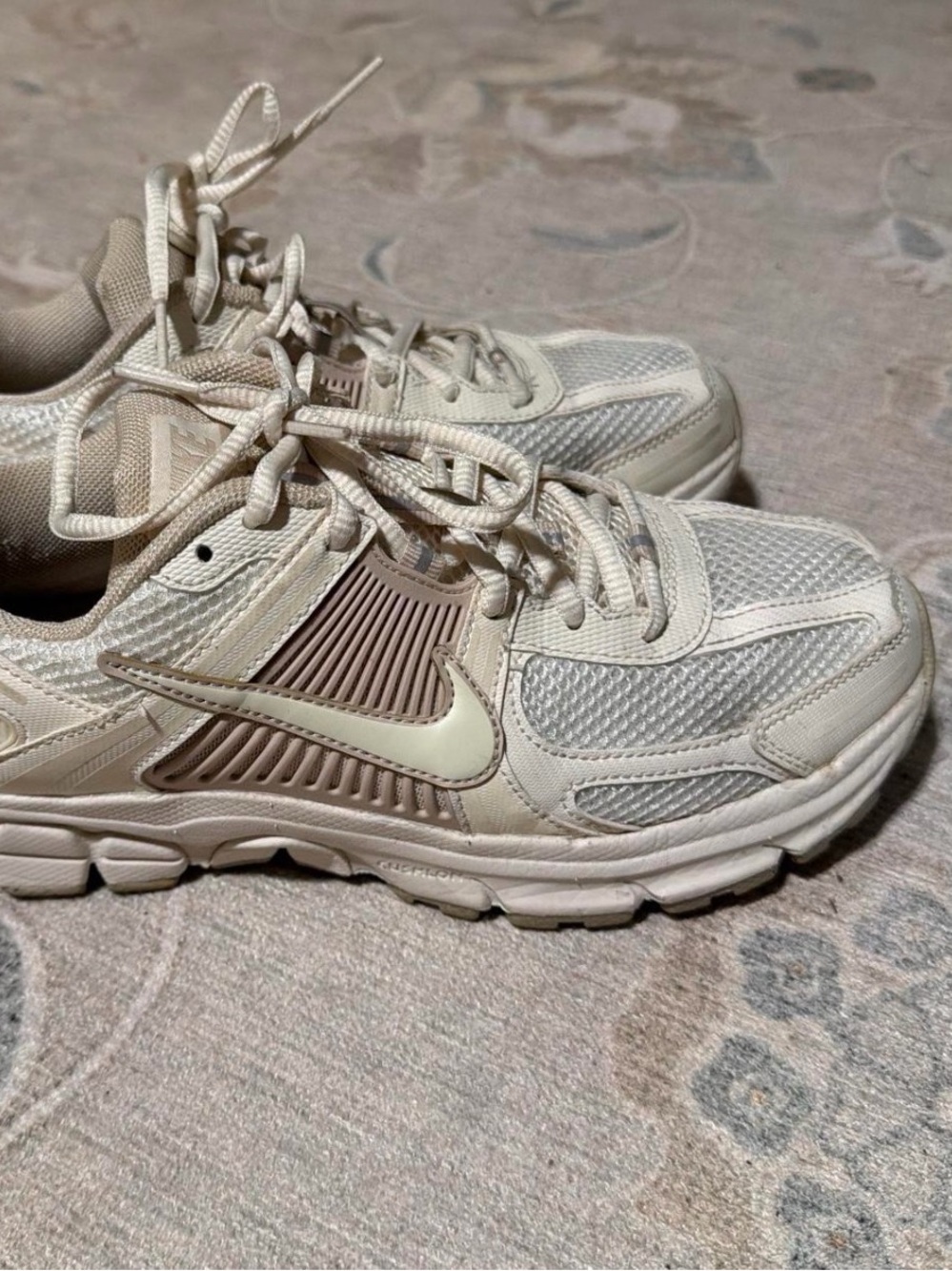 Nike Cream/Tan Zoom Vomero 5 Athletic Sneakers - Picture 3 of 6